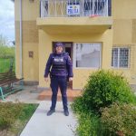 Un polițist ieșean a fost atacat cu cuțitul în secția de poliție