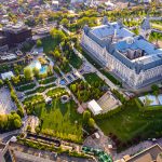 A început Romanian Creative Week 2026: peste o mie de artiști, designeri și arhitecți vor fi prezenți la Iași. Palas, una dintre principalele scene ale festivalului
