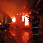 Un bătrân de 90 de ani a ars de viu în propria locuință