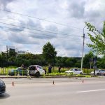 O șoferiță a “aterizat” direct într-o stație de tramvai din Iași