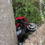 Un bărbat a fost găsit decedat sub un pod la câteva zile după un accident rutier