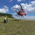 Misiune a elicopterului SMURD Iași: Un turist s-a prăbușit de la peste 30 de metri înălțime