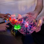 Parcul Palas devine un laborator în aer liber: experimente la -196 °C, trenuleț care levitează și multe altele, la Noaptea Cercetătorilor