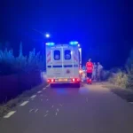Tată încătușat după ce și-a lăsat fiul minor să conducă o motocicletă cu care acesta a ucis o fetiță de 5 ani