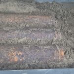 Proiectile explozive descoperite și ridicate pe traseul Autostrăzii A8 de către pirotehniștii ISU Iași
